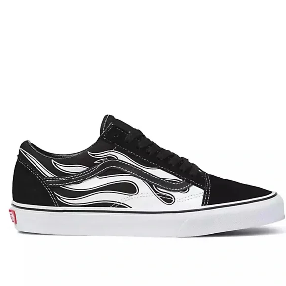 Vans Men’s Old Skool (Flame) Black/White
VN0A38G1K68
Sneakers - Picture 10 of 16